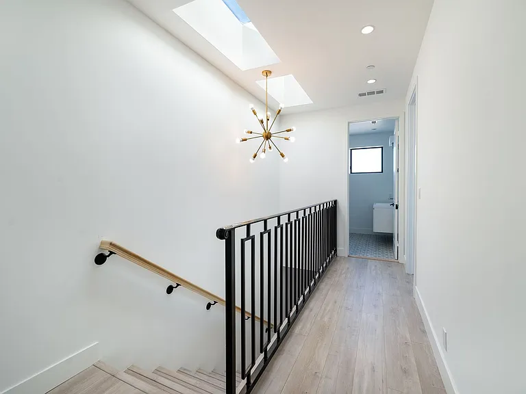 1805-1807 S Longwood Ave #1809 — Photo 26