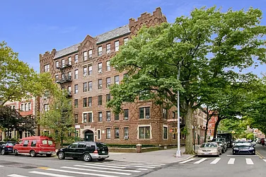 400 Clinton Avenue in Clinton Hill