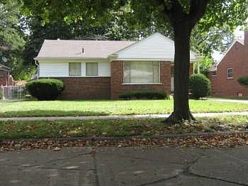 1st image of 23850 Rosewood Ave