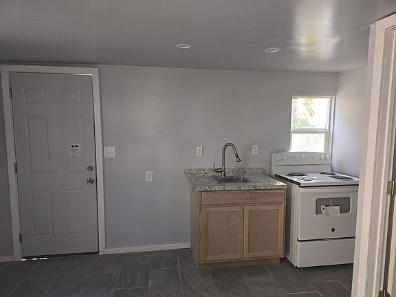 2nd image of 1025 E 43rd Ave APT B