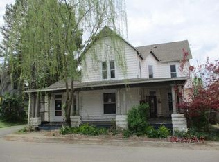 207 S Main St, Pleasantville, OH