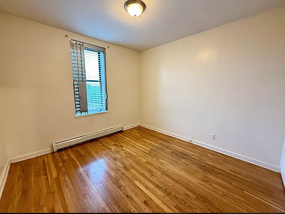 4th image of 5313 6th Ave #4