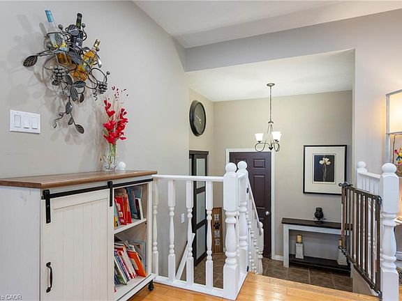 5th image of 309 Dover Ave