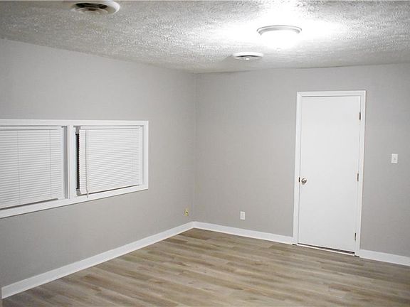 4th image of 7911 Bellwood Dr