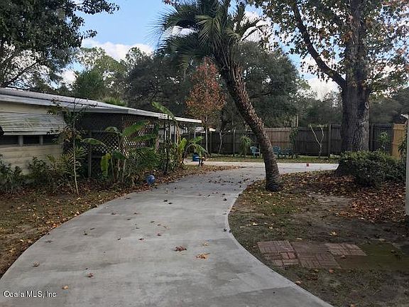 4th image of 18389 SE 18th St