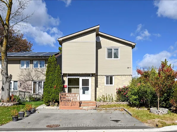 1 Hawkins Ct, Brampton, ON L6S 2N7