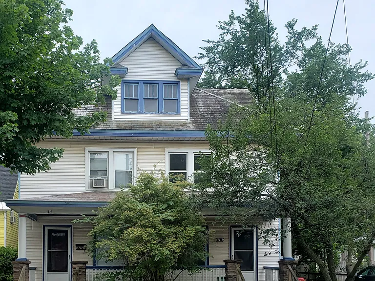 12 Platt St #A — Photo 1