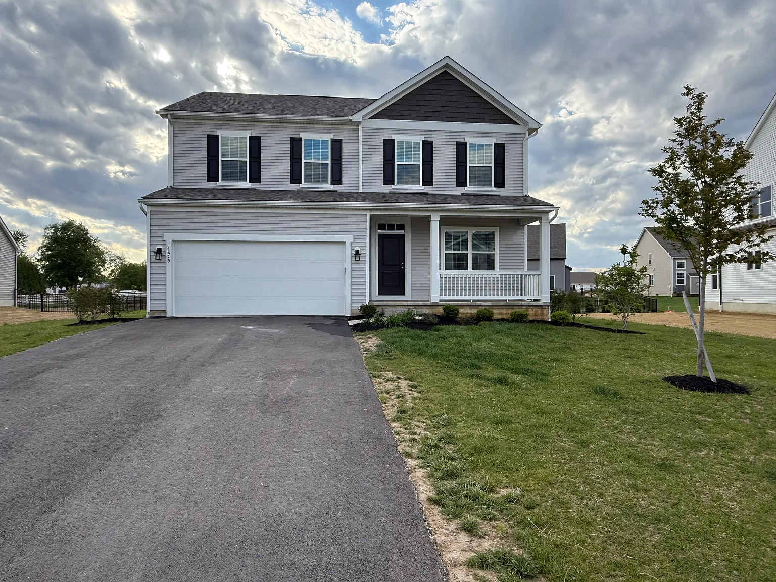 4 bed, 2.5 bath, 2291 sqft, $3,495 — Photo 1