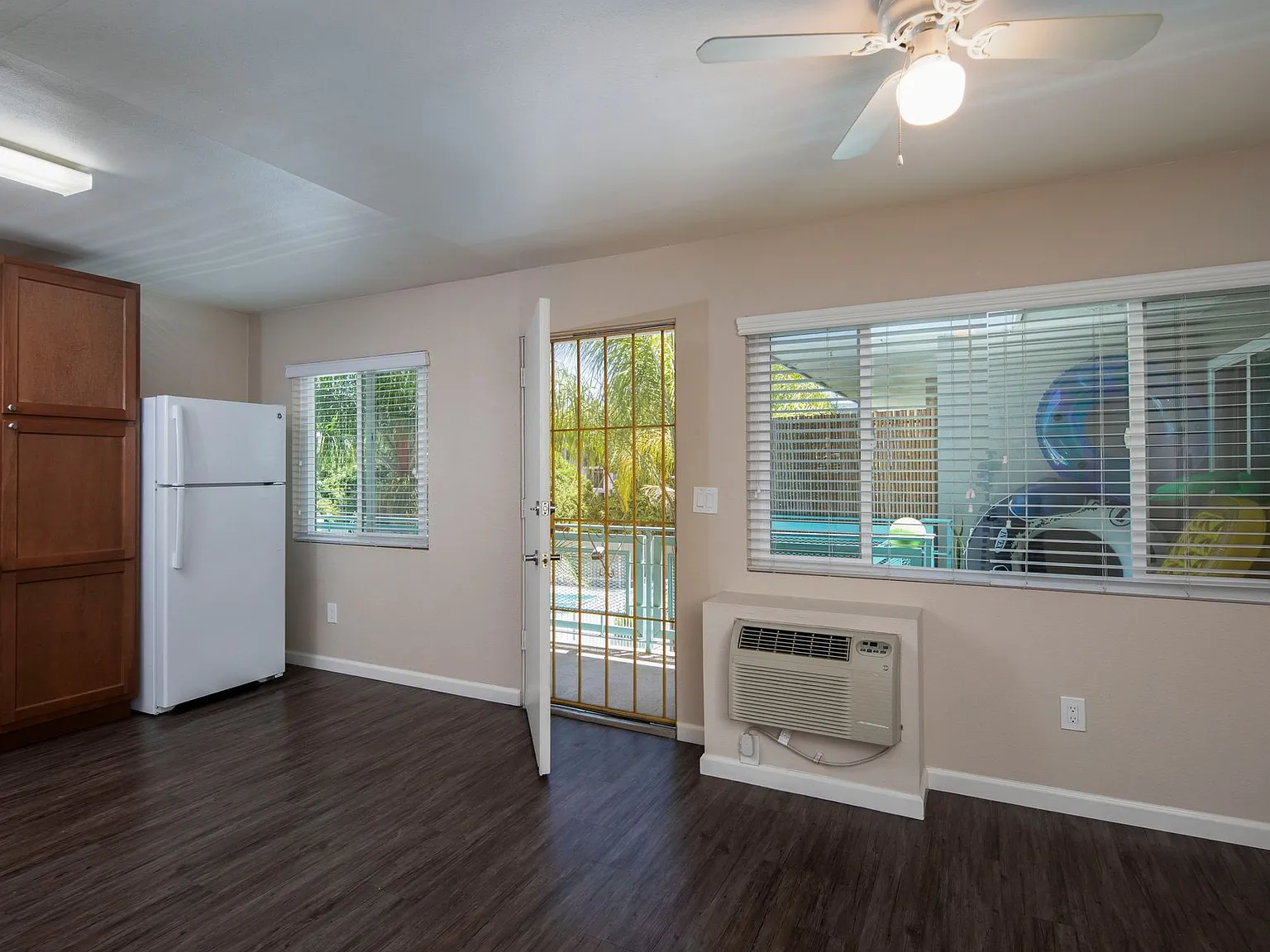 Grossmont Apartments — Photo 4