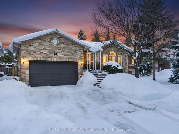 38 Brookfield Cres, Barrie, ON L4N 9R6