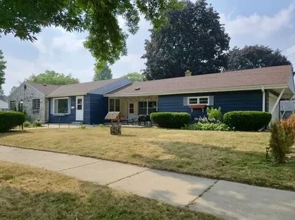 8301 W Nash STREET, Milwaukee, WI 53222
