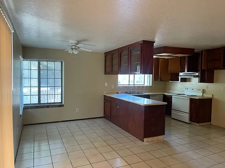 316 N Central Ave — Photo 6