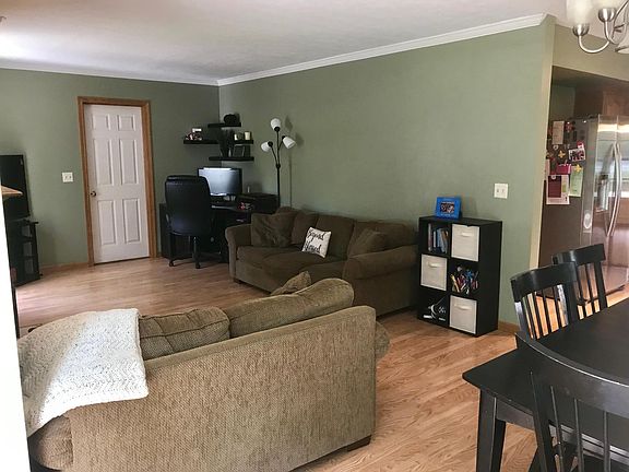 5th image of 1566 Barlow Rd