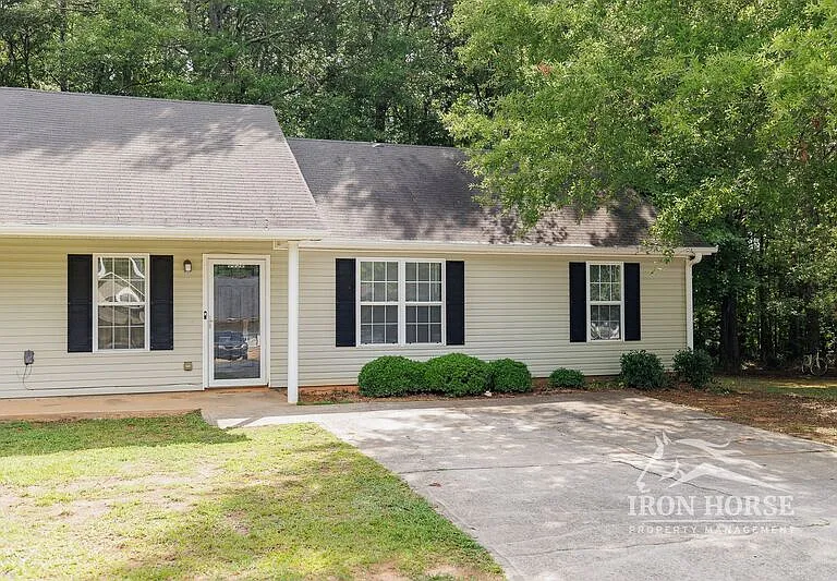 605 Baron Dr #B — Photo 19