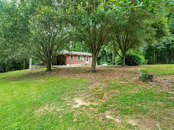 2nd image of 177 Rocky Hill Rd