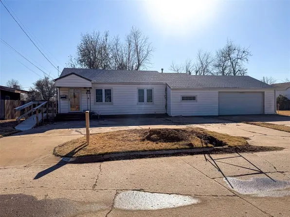 349 E Olive Ave, Enid, OK 73701