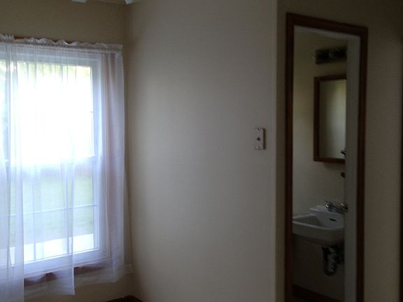 eat in kitchen/powder rm