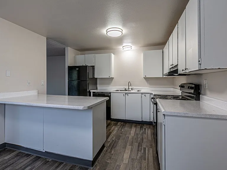 Valley Vista — Photo 31
