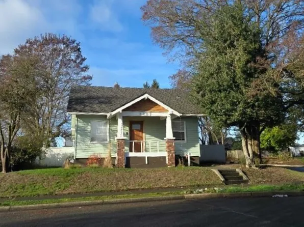 2102 S Wilkeson St, Tacoma, WA 98405