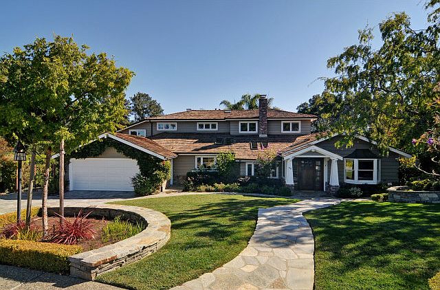 1st image of 65 Cornelia Dr