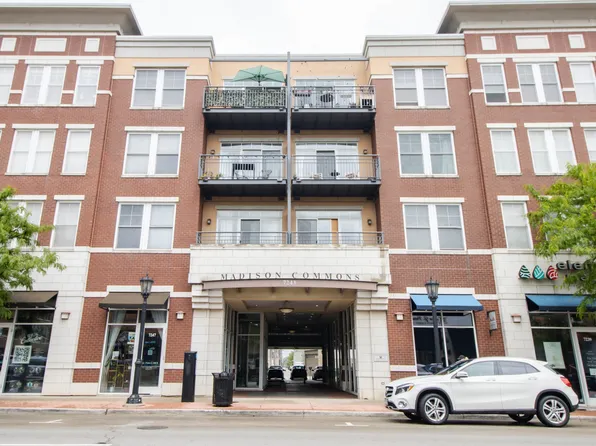 7243 Madison St APT 415, Forest Park, IL 60130