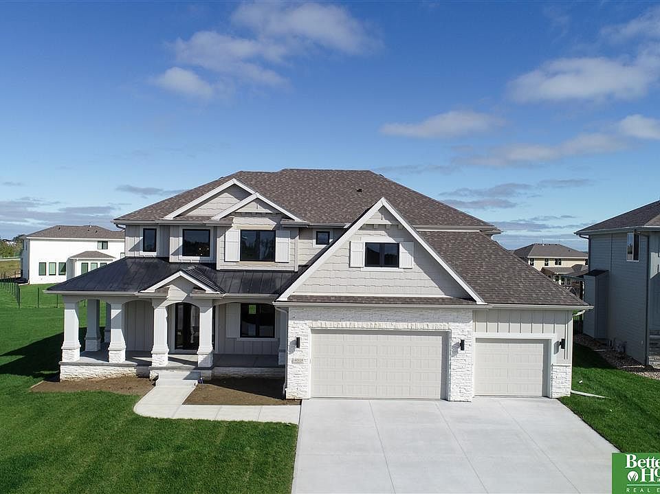 1st image of 10012 S 186th Ave