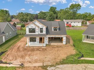 705 N Abbey Rd, Urbana, IL 61802