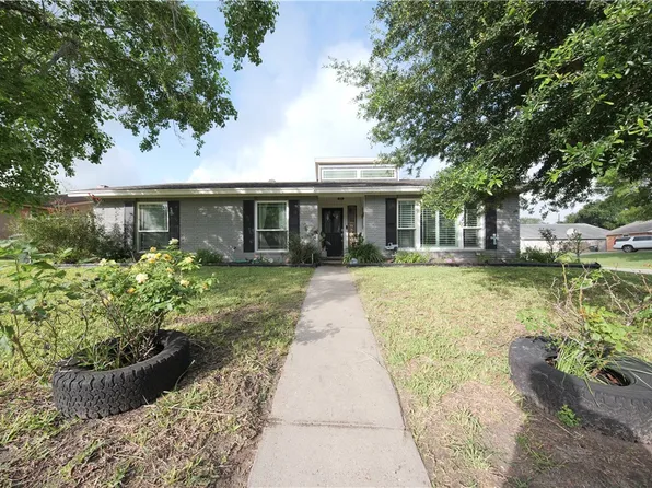 11821 Lori Dr, Corpus Christi, TX 78410