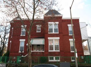 1025 D St NE, Washington, DC 20002