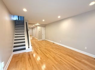 2535 S Sartain St, Philadelphia, PA 19148