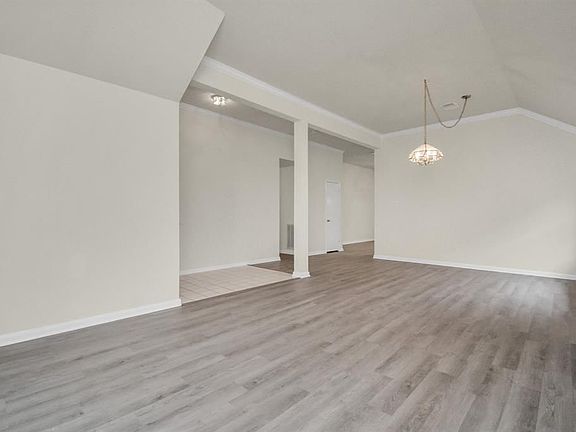 5th image of 21514 Big Wood Springs Dr