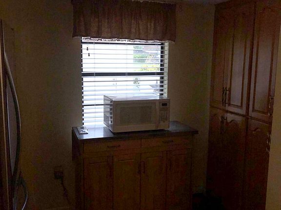 2nd image of 155 Kristi Dr #155
