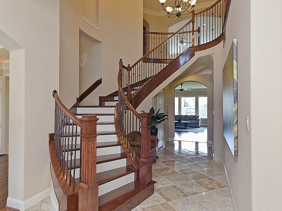 3rd image of 515 Olmstead Park Dr