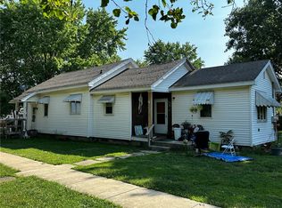 1321 Shelby Ave, Mattoon, IL 61938