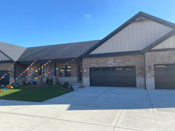 2166 Sky Harbor Dr, New Lenox, IL 60451