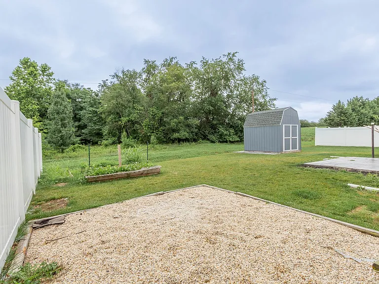 608 Thumper Dr — Photo 22