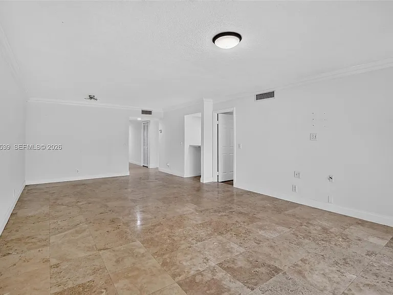 359 Lakeview Dr #102 — Photo 13
