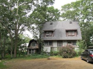 8 Melrose Ave, Oak Bluffs, MA 02557