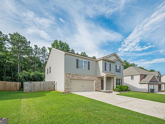 4th image of 176 Birchfield Way