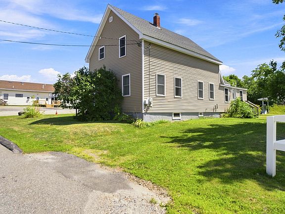 3rd image of 127 Kinderhook Street