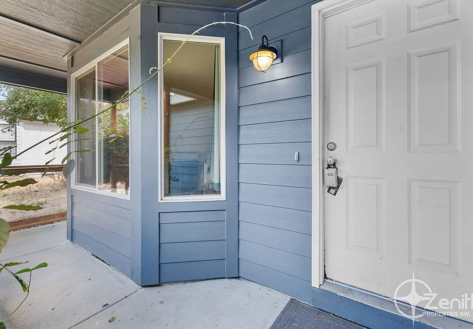 3 bed, 2.0 bath, 1416 sqft, $2,595 — Photo 3