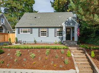 2123 N Sumner St, Portland, OR 97217