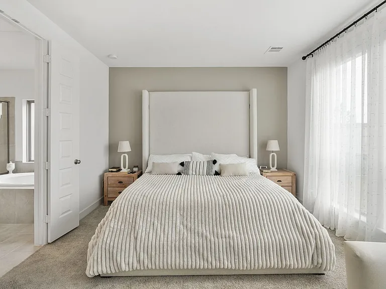 18419 Circle Bar Ranch Ct — Photo 20