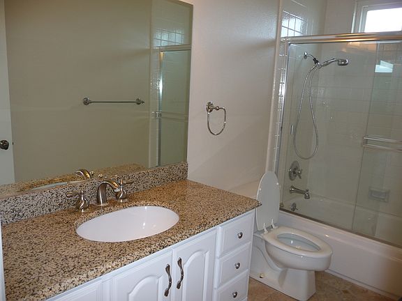 4th image of 1637 Dunham Cir