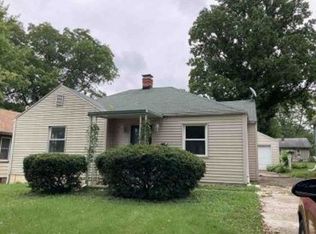 964 N University Ave, Decatur, IL 62522