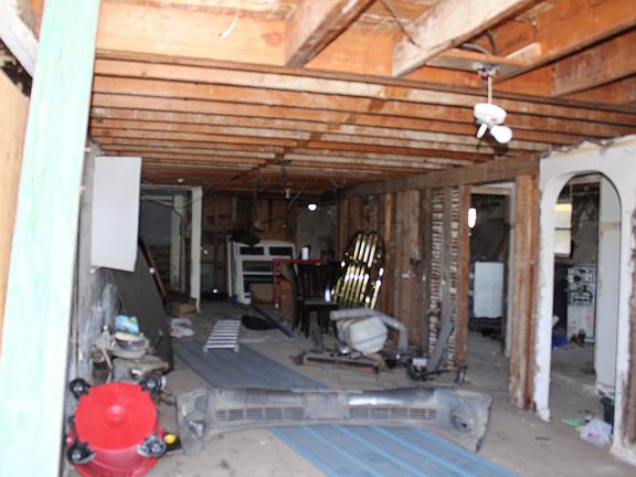 4th image of 431 7th St