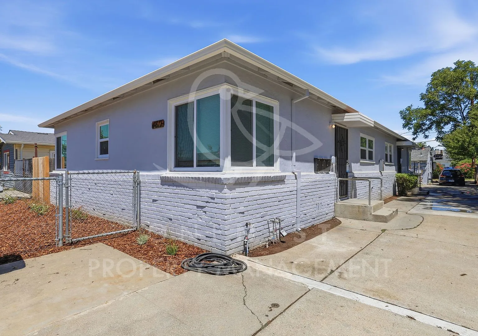 4617 13th Ave - Sacramento — Photo 3