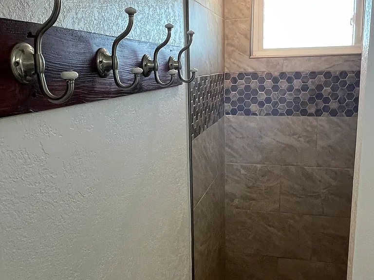 6558 Tamarisk Ave — Photo 16