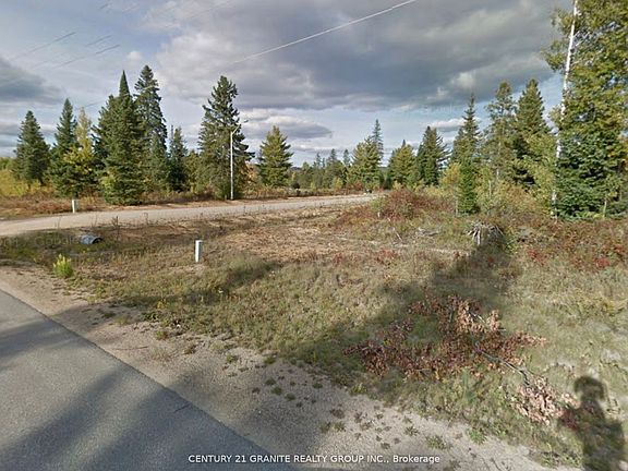 4th image of 13 Bancroft Ridge Dr