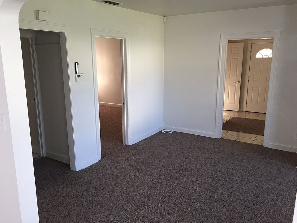 2nd image of 3845 1st Ave S